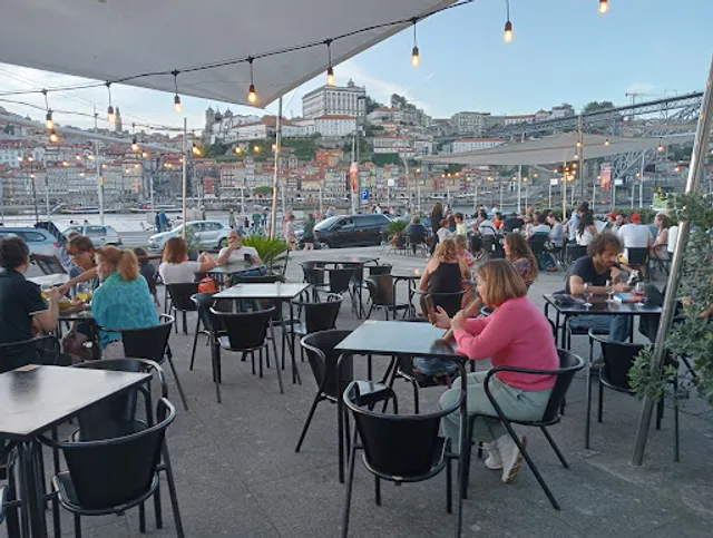 The George Terrace Bar