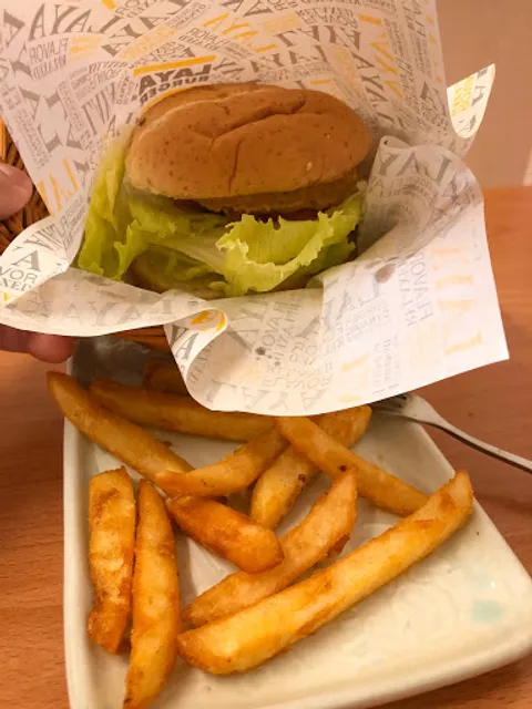 Laya Burger