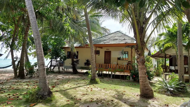 Phangan Villa Bungalows