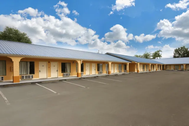 Days Inn by Wyndham DeFuniak Springs