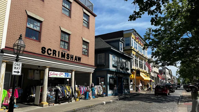 House of Scrimshaw & Gifts