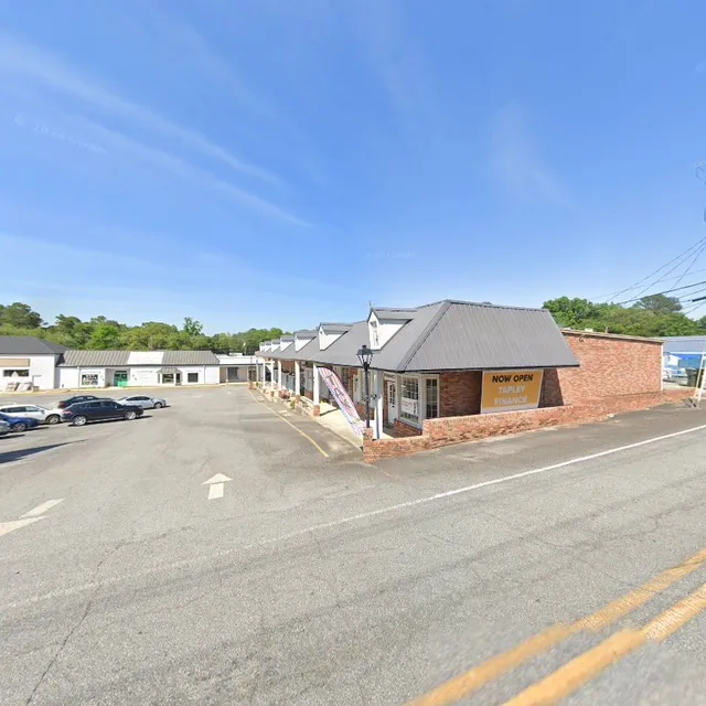 Williamsburg Village Shopping Center