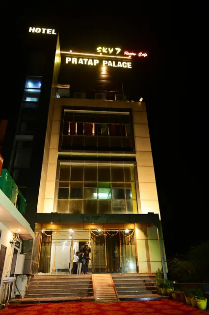 Hotel Pratap Palace