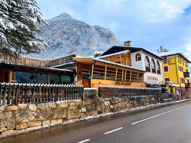 Hotel ristorante Rio Bianco Panchià - HOTEL con centro BENESSERE Panchià Val di Fiemme - ALBERGO con steak house e PIZZERIA