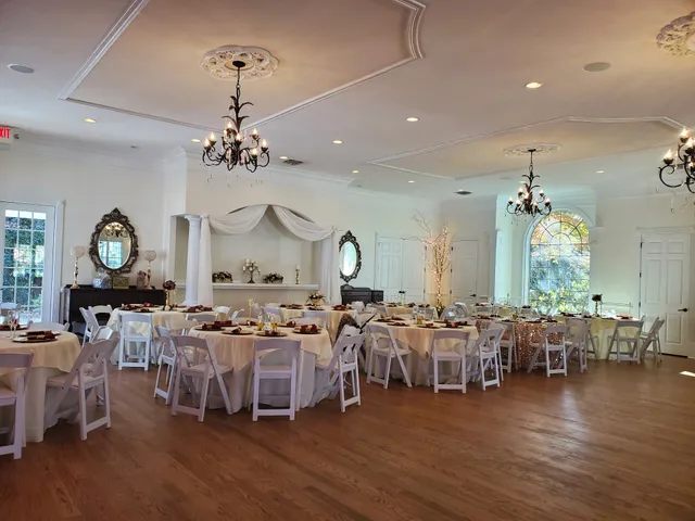 The Thompson House and Gardens