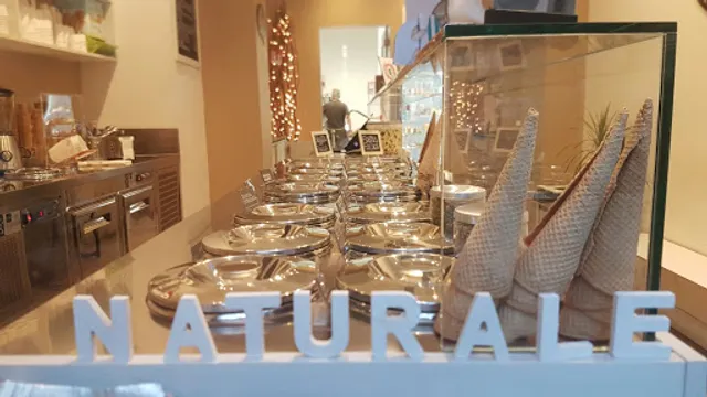 Gelateria Panna & Co - Gelato Naturale Roma