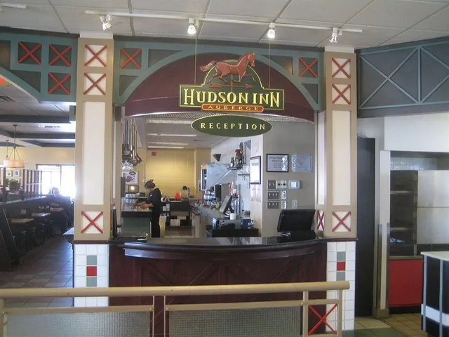 Hudson Inn Auberge and Eggspectation