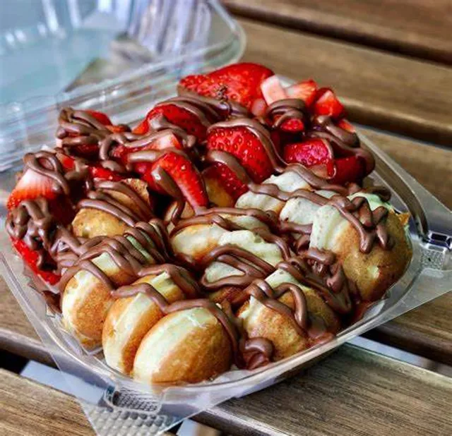 Playa Paradise creamery & food bar