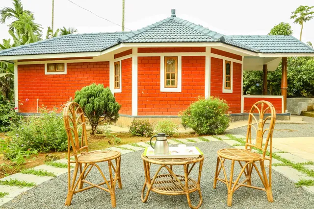 Karapuzha Lakeshore Resorts Wayanad