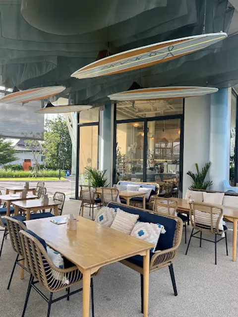 Kanin Cafe Phuket - Specialty Coffee & All Day Breakfast and Brunch