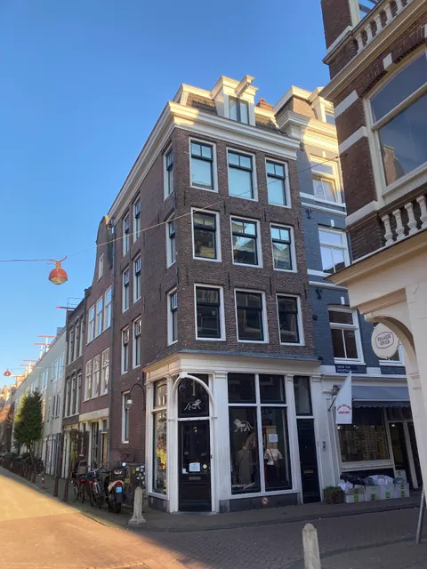 B&B Jordaan Corner
