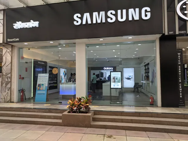 Samsung Experience Store - Phoenix Palladium Lower Parel