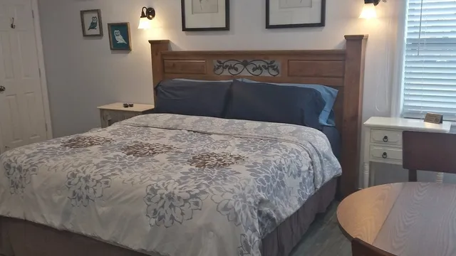 Hunnewell's Cottages