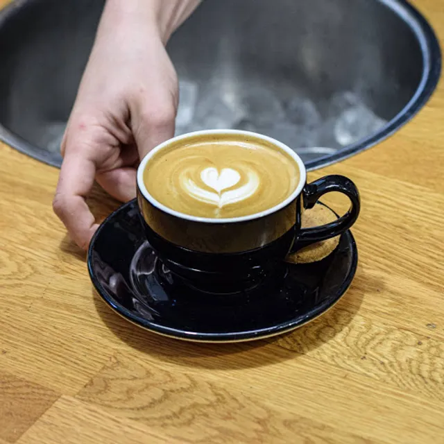 Flat White artisan cafe