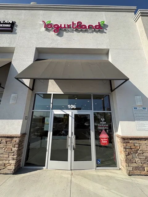 Yogurtland Rialto South