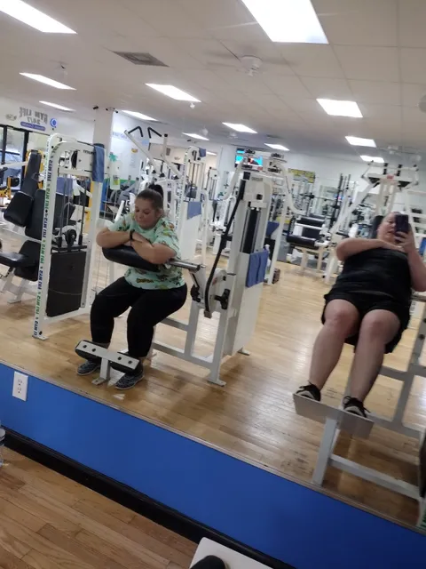 GYM LIFE Fitness Center