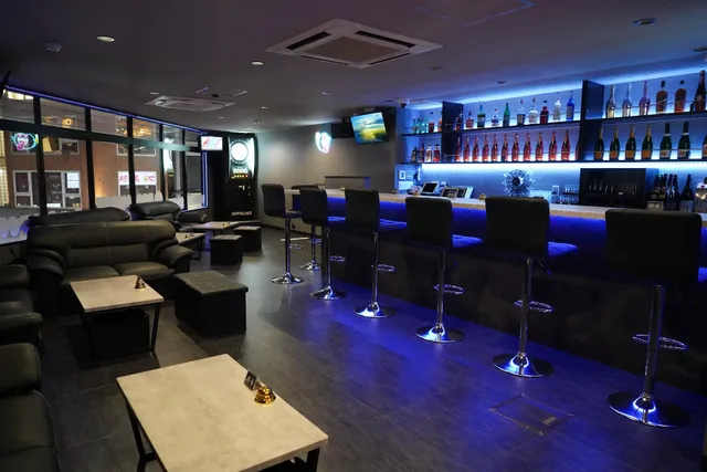 Bar MERRY 京都河原町 木屋町店 カラオケ ダーツバー メリー