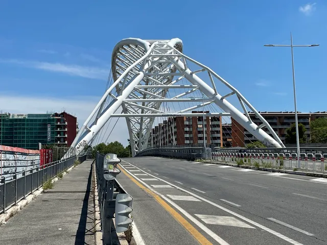 Ponte Settimia Spizzichino