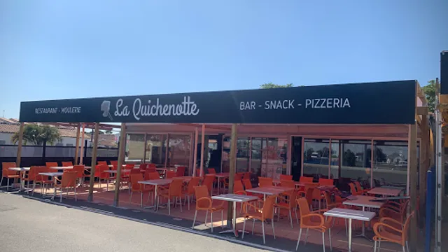 La Quichenotte Restaurant - Sur le Port de Plaisance de Boyardville