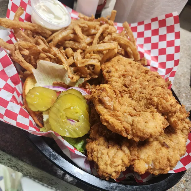 The Old Fashioned Bar & Grill