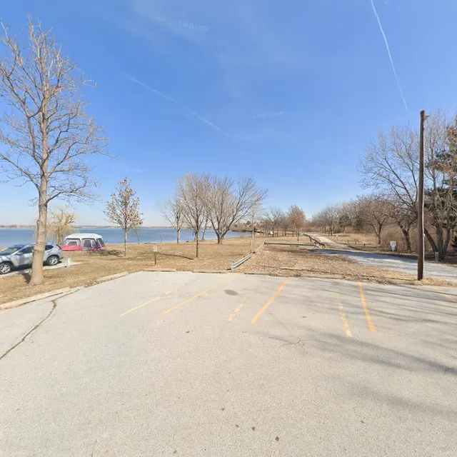 Branched Oak Tent Space