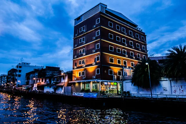 The Seven Luck, Bangkok