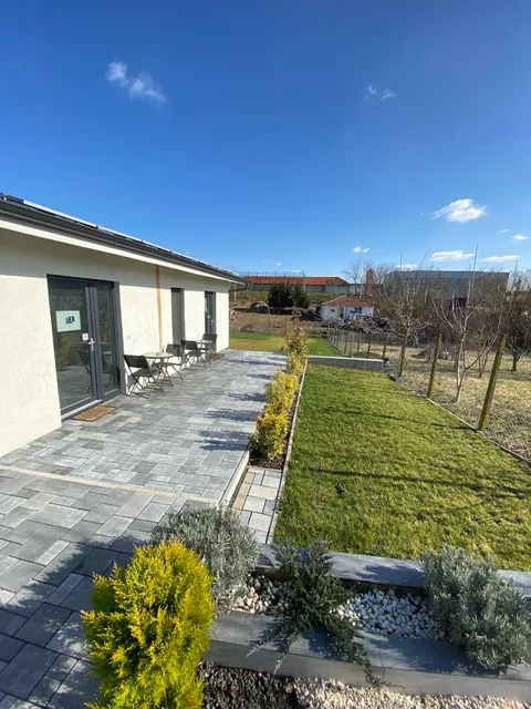 Kevin & Jessica Rooms