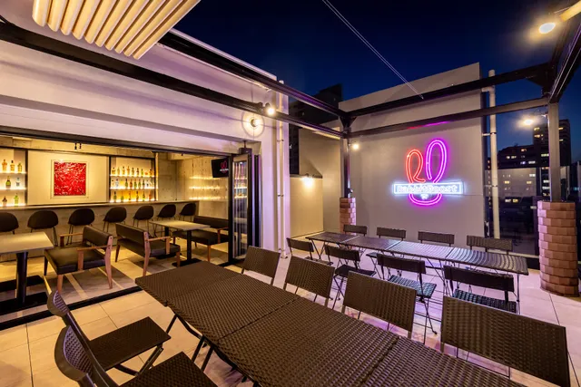ラビットブースト 福岡 天神 BBQ ビアガーデン ルーフトップ BAR