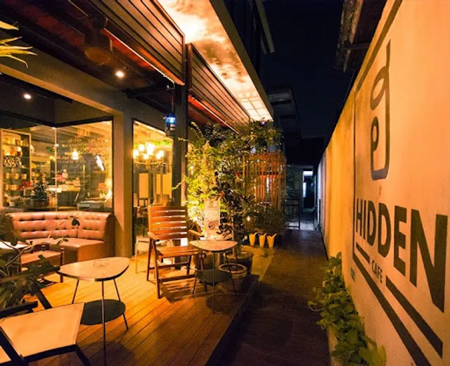 Hor Hidden Cafe