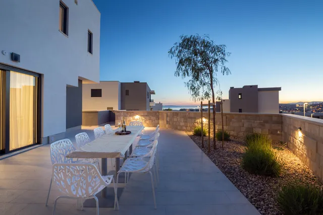 Villa Le' Tini Luxury, Podstrana