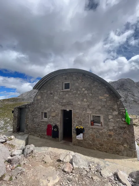 Refugio Jou de los Cabrones