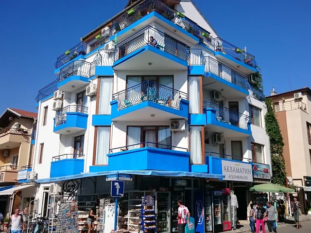 Hotel Aquamarine