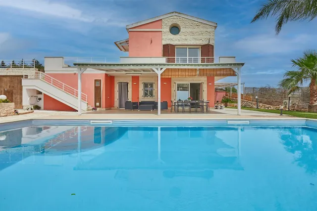 Villa Marigù - villa per vacanze con piscina e SPA