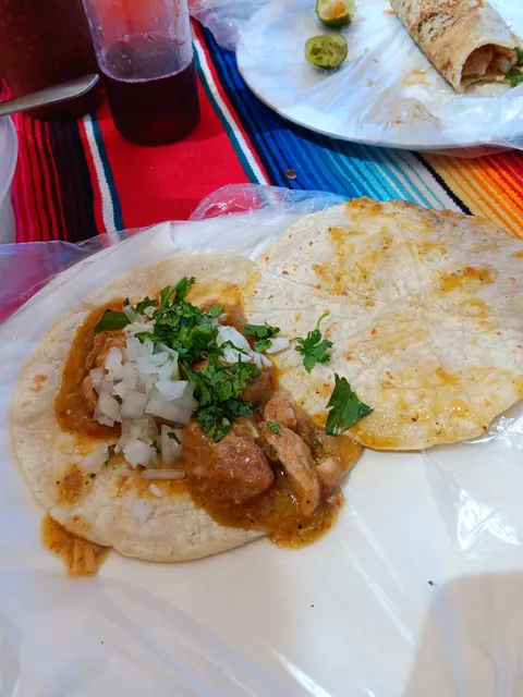 La Chingada Tacos de guisados