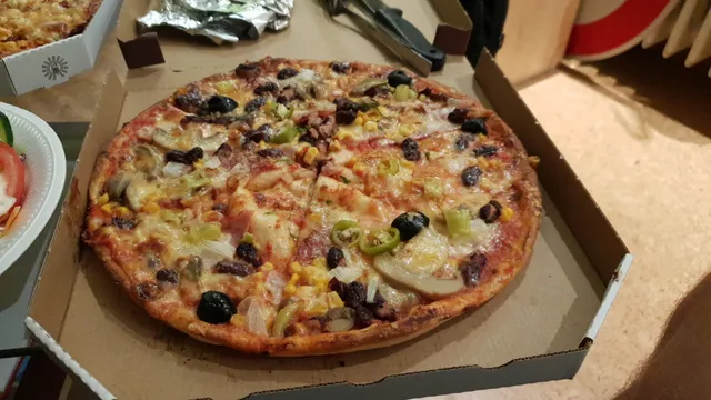 Star Bollywood Pizza