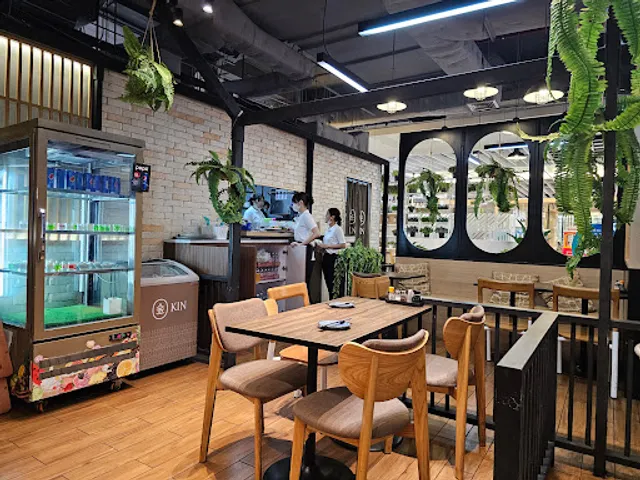 金 Kin Donburi Cafe