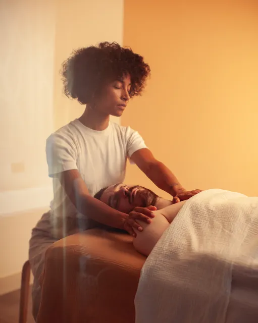 Aya · Simples Vivants | Massage intuitif Paris