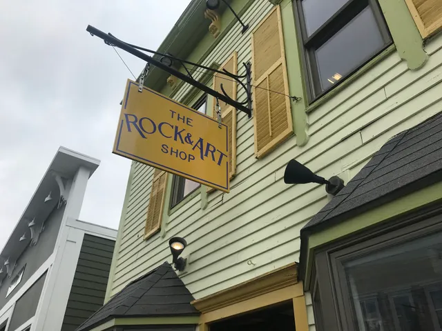 The Rock and Art Shop