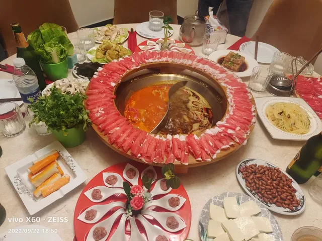 阳光烧烤火锅KTV