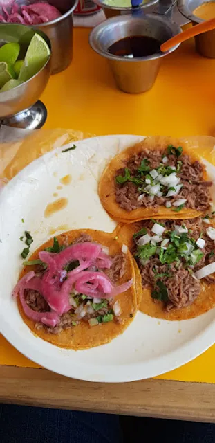 Taquería de barbacoa de res LOS MEJORES