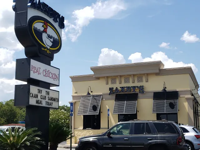 Zaxbys Chicken Fingers & Buffalo Wings
