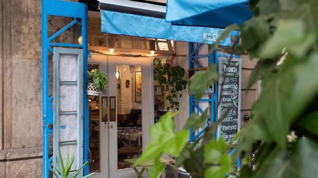 KILELE deuhores & còctels