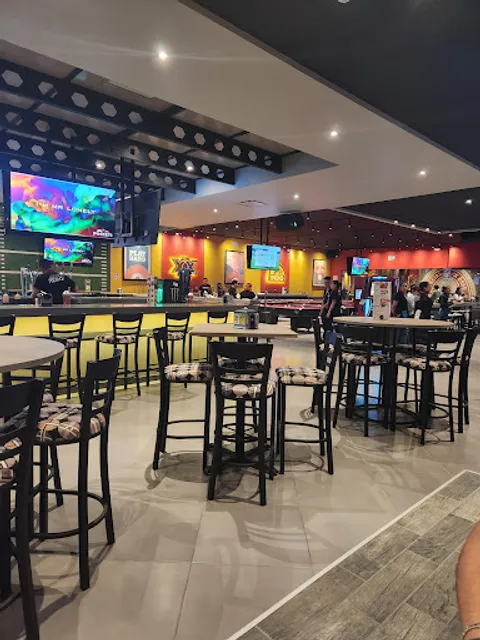 Pockets (Power Center Coacalco)