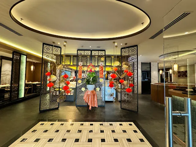 Manwah Taiwanese Hot Pot Hoàng Văn Thụ