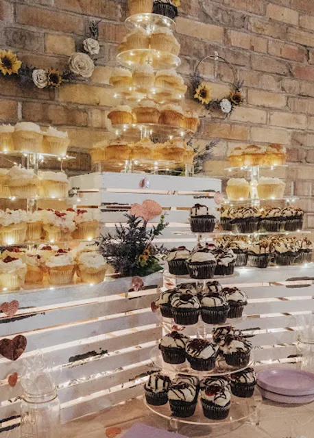 Sweet T’s Cupcakery