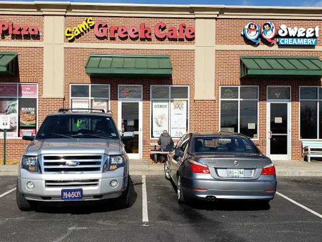 Sam's Greek Café @ Tiny Town