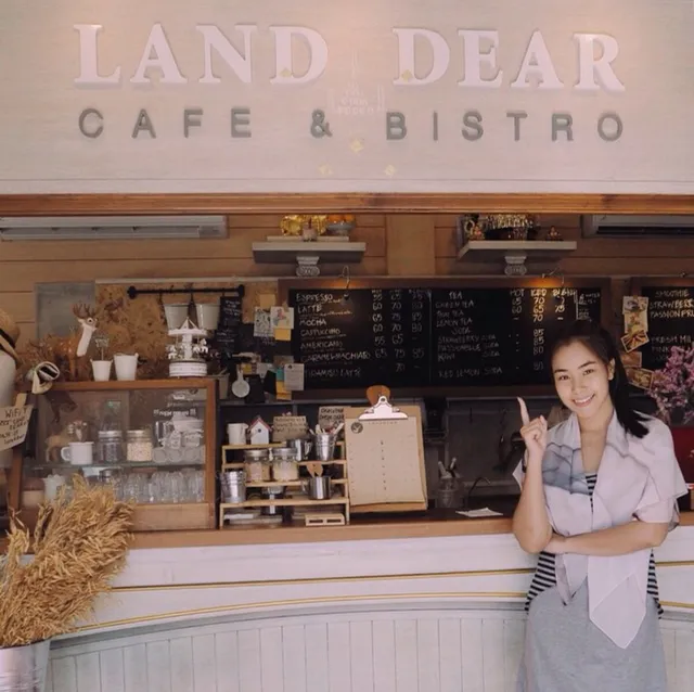 LANDDEAR CAFE & BISTRO