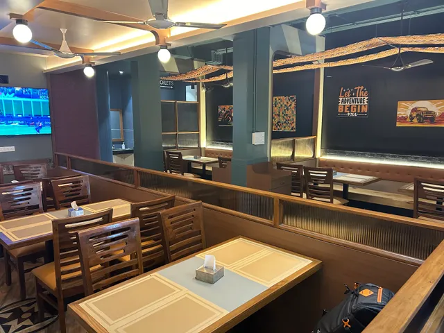 Hotel Surya Bar and Restaurant