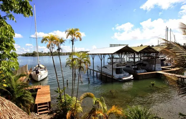 Mar Marine Yacht Club