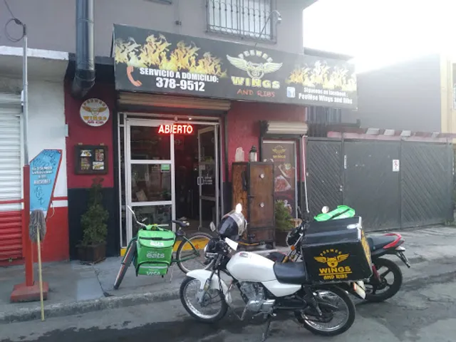 Peewee wings and ribs